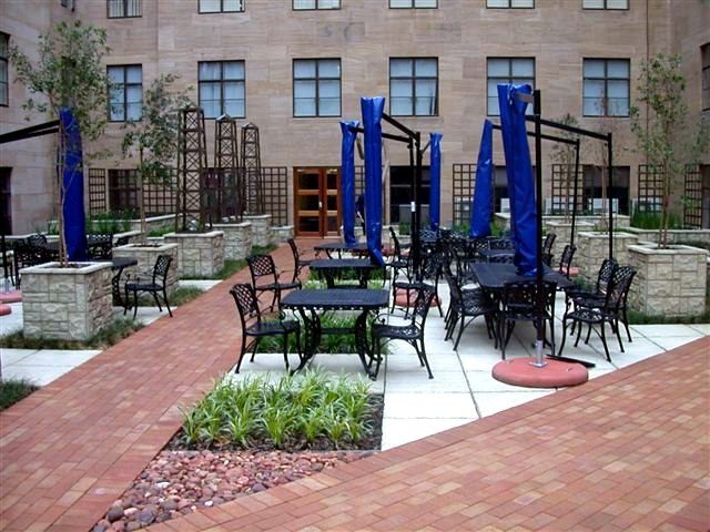 Commercial courtyard paving with outdoor seating area